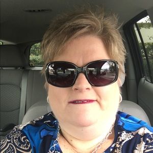 Meet your Posher, Kimberly